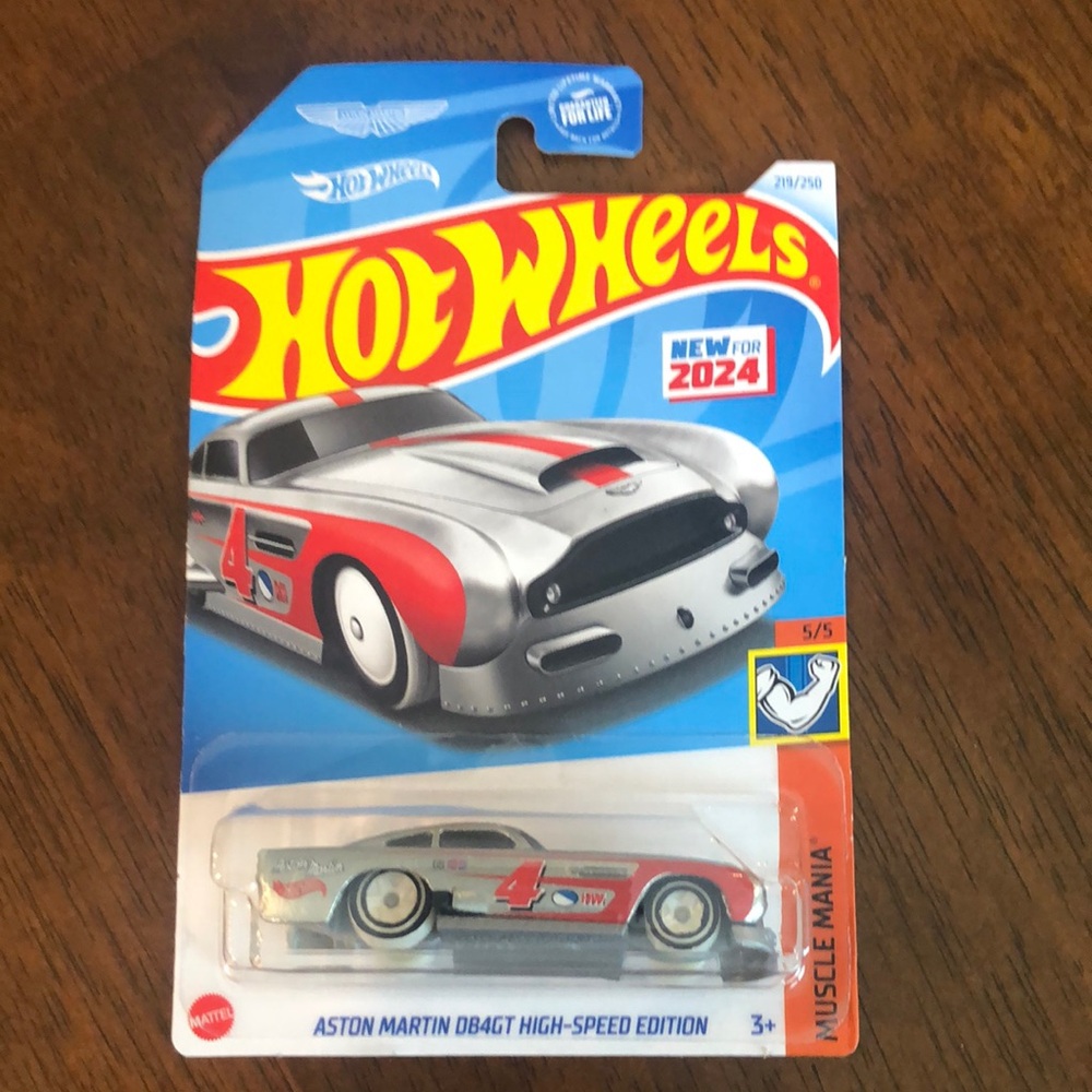 Aston Martin DB4GT High-Speed Edition Silver